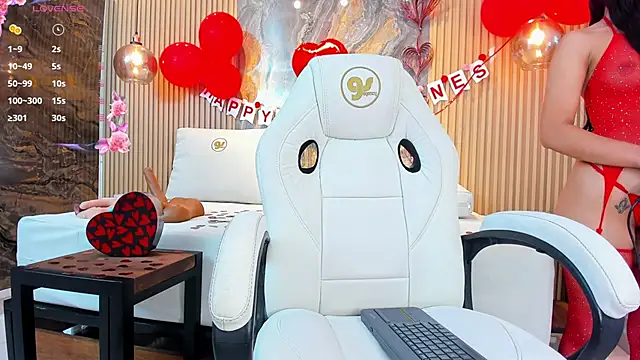 ella harper online show from 02.15.25