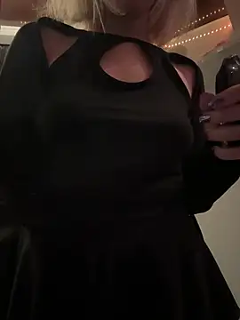 Snapshot of XMelissaX chatting on 07.11.26 XMelissaX online show from 07.11.26
