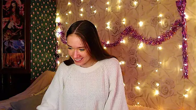 fluffy kitty  online show from 03.02.25