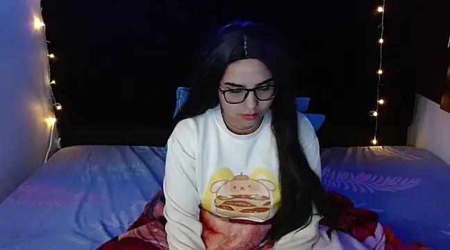 Snapshot of Miapeyton chatting on 01.22.25 Miapeyton online show from 01.22.25