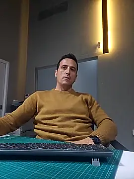 Lucas   81 online show from 12.02.25