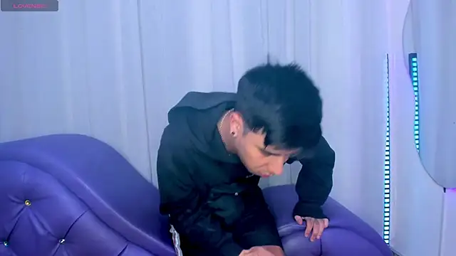 Snapshot of Yourslust_ chatting on 11.09.25 Yourslust online show from 11.09.25