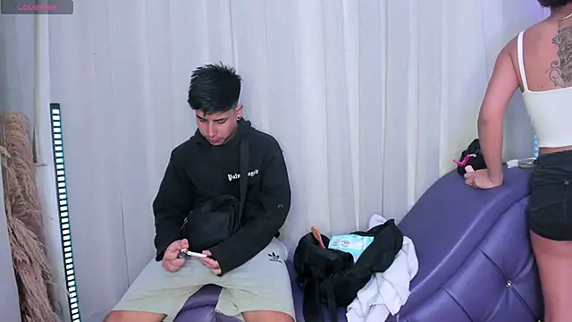 Snapshot of Yourslust_ chatting on 11.13.25 Yourslust online show from 11.13.25