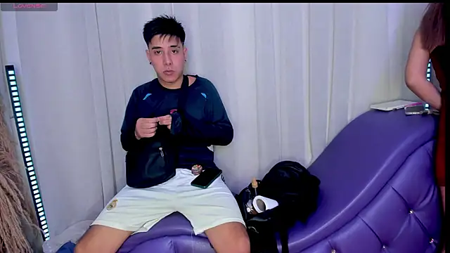 Snapshot of Yourslust_ chatting on 11.29.25 Yourslust online show from 11.29.25