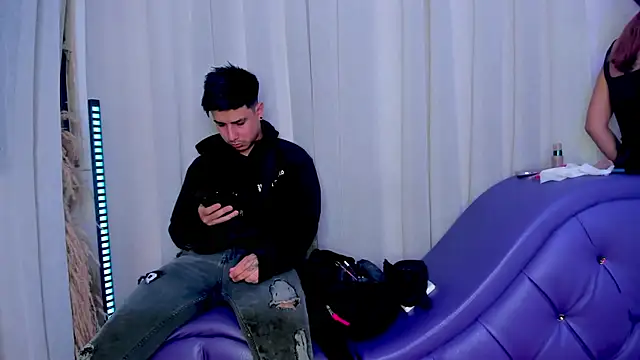 Snapshot of Yourslust_ chatting on 12.15.25 Yourslust online show from 12.15.25