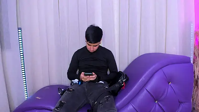 Yourslust  online show from 02.06.26