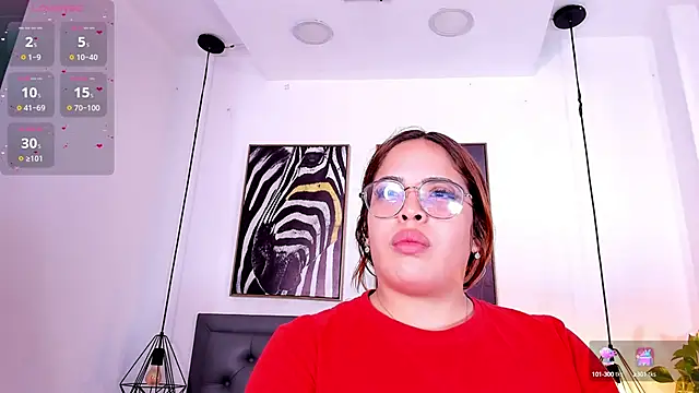 Snapshot of martina_monrohe chatting on 02.21.25 martina monrohe online show from 02.21.25
