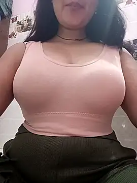 cute-mahek online show from 02.24.26