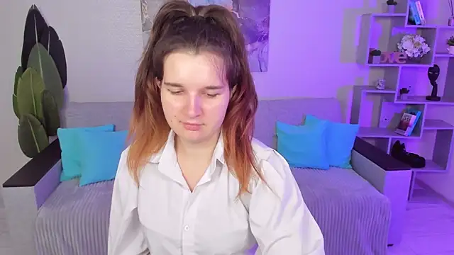 BonneyLove online show from 09.11.25