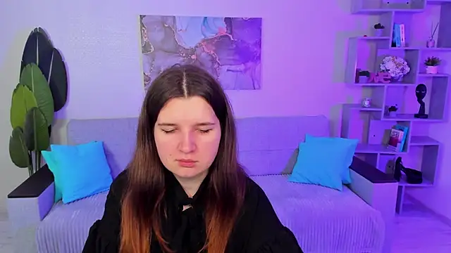 BonneyLove online show from 11.13.25