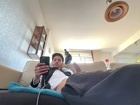 Rebeu313 online show from 03.02.25