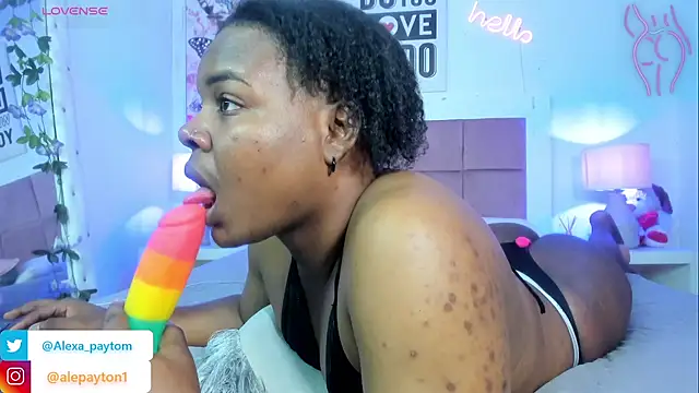 Alexa paytom1 online show from 03.20.25