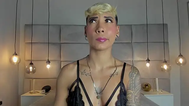 MiaMorgan  online show from 01.24.25