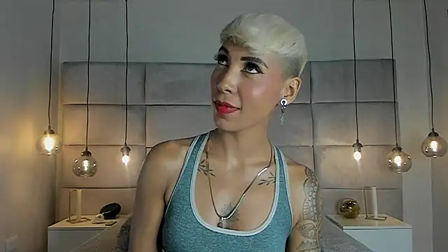 MiaMorgan  online show from 02.08.25