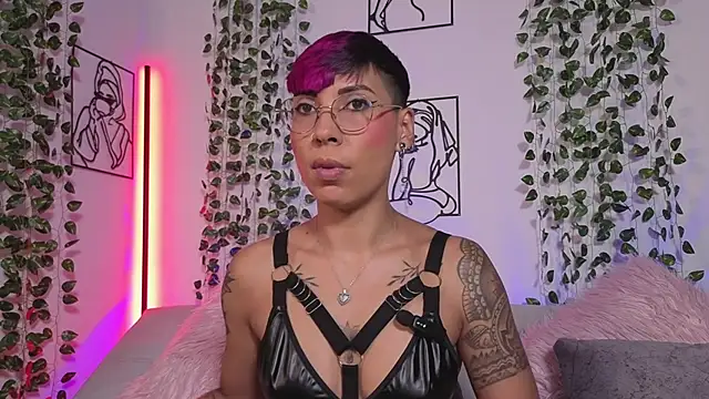 MiaMorgan  online show from 05.07.26