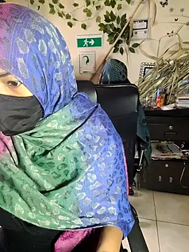 Snapshot of NAJWA-ARAB chatting on 03.07.25 NAJWA-ARAB online show from 03.07.25