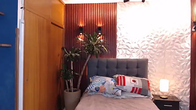 Perla prg online show from 03.12.25