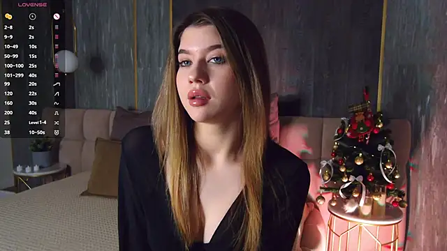 Sara Lewiis online show from 12.15.25