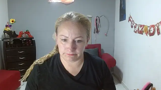 emperabigbootybigass online show from 03.12.25