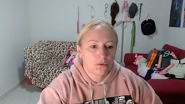 emperabigbootybigass online show from 04.16.26