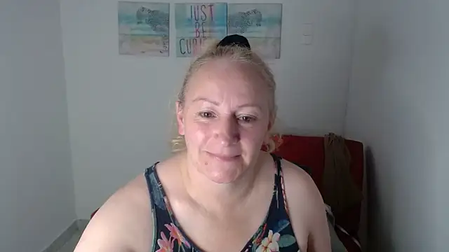 emperabigbootybigass online show from 04.16.26