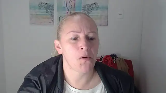 emperabigbootybigass online show from 04.17.26