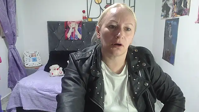 emperabigbootybigass online show from 06.04.26