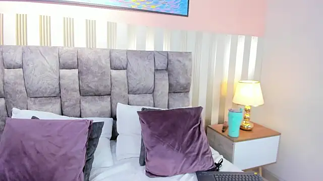 nova lane online show from 02.07.25