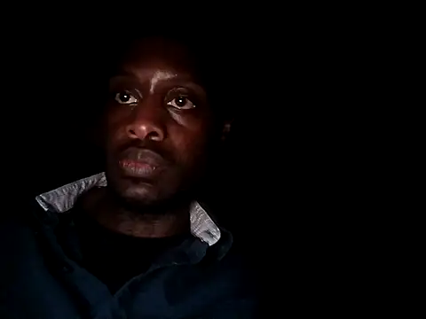 Snapshot of DevinToore chatting on 10.23.25 DevinToore online show from 10.23.25