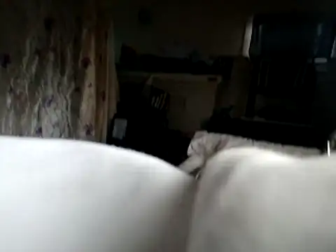 Snapshot of DevinToore chatting on 11.16.25 DevinToore online show from 11.16.25