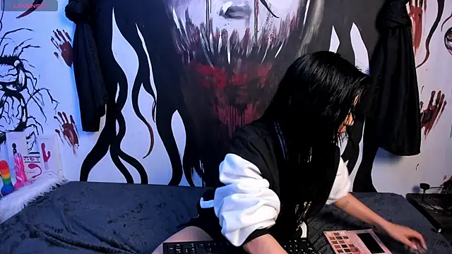 Kylie-fox online show from 01.08.25