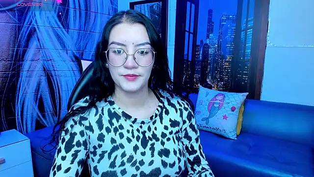 Snapshot of Violetaa_diazz chatting on 03.15.25 Violetaa diazz online show from 03.15.25