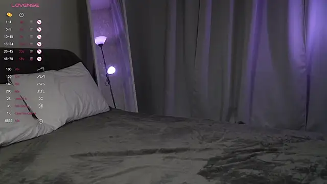 Snapshot of Good_Barbie chatting on 12.01.25 Good Barbie online show from 12.01.25