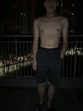 Benson18y online show from 09.16.25