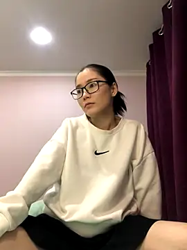 Milka23 online show from 12.07.24