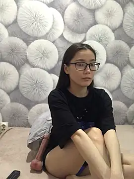 Milka23 online show from 03.02.25