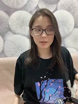 Milka23 online show from 03.16.25