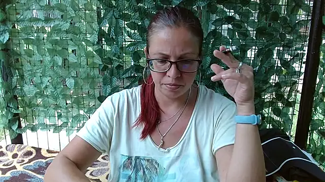 Snapshot of LadyHellene chatting on 06.27.26 LadyHellene online show from 06.27.26