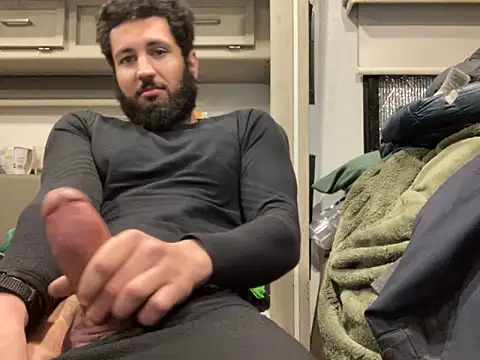 Snapshot of sub_boy_510 chatting on 12.25.24 sub boy 510 online show from 12.25.24