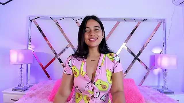naughty  sara online show from 11.29.25