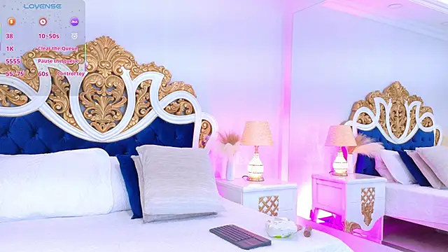 AshleyFerri online show from 11.26.25