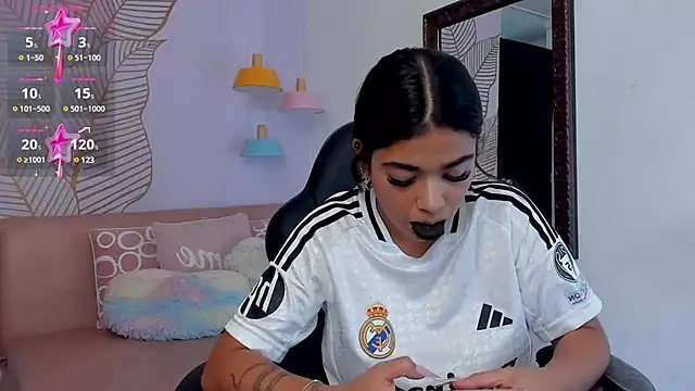 GiaFu online show from 01.22.25