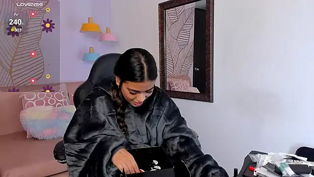 GiaFu online show from 02.11.25