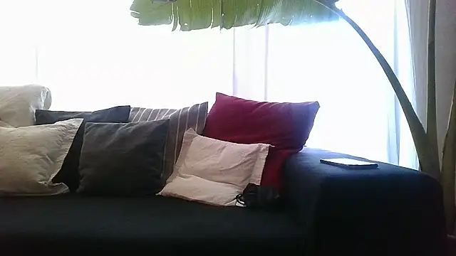 KarolinaReaper online show from 02.14.25