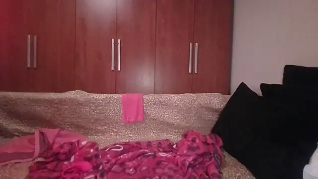 KarolinaReaper online show from 10.21.25