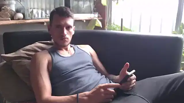 roystonee01 online show from 04.23.26