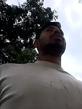 Snapshot of arafat_mia chatting on 11.07.25 arafat mia online show from 11.07.25