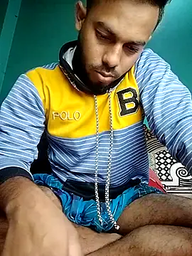 Snapshot of arafat_mia chatting on 12.16.25 arafat mia online show from 12.16.25