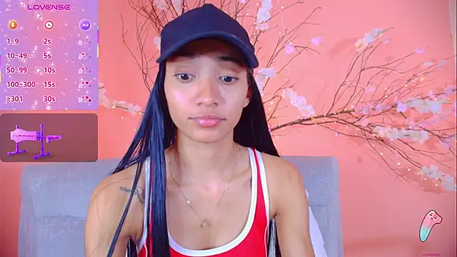 Charlotte Love10 online show from 11.02.25