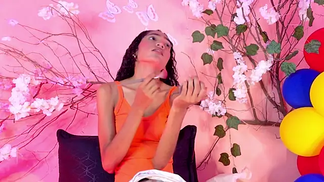 Snapshot of Charlotte_Love10 chatting on 06.06.26 Charlotte Love10 online show from 06.06.26